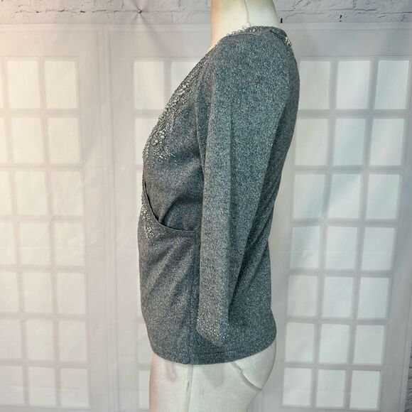 Ann Taylor Grey Silver Embroidered v neck Wrap Top Blouse Size Small - Picture 4 of 8